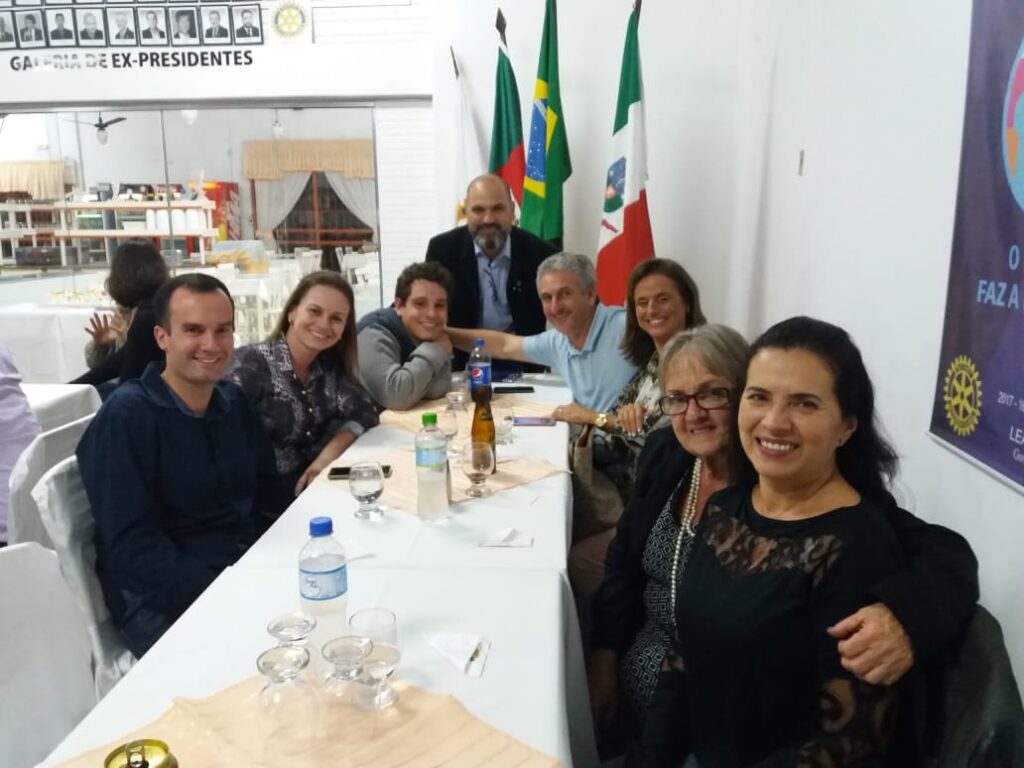 Leia mais sobre o artigo Jantar em homenagem ao dia das mães