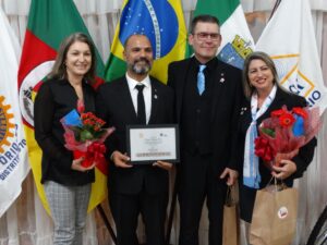 Leia mais sobre o artigo Presidente Carlos Augusto Borges é empossado para a gestão 2019/2020