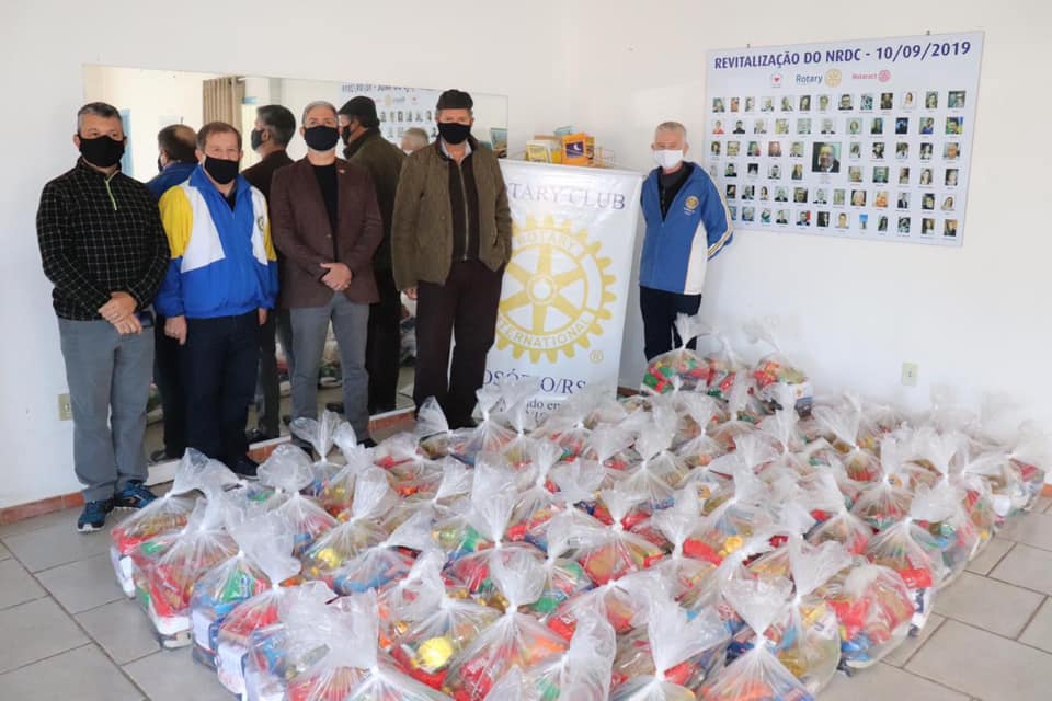 Leia mais sobre o artigo Rotary Club de Osório recebe doações do Dep. Alceu Moreira